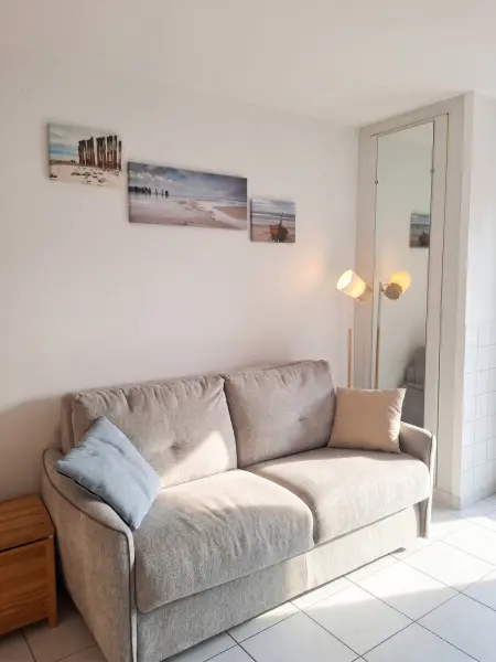 Studio avec balcon et piscine à Saint-Cyr-sur-Mer, 4 personnes : photo 30