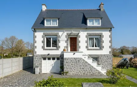 Appartement avec jardin 350m² à Pleubian : photo 2