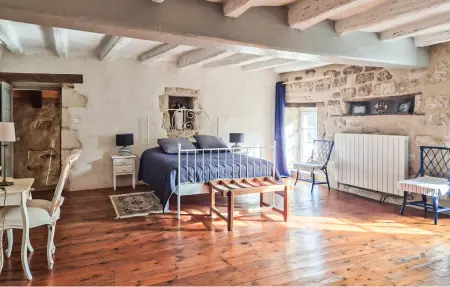 Ancien presbytère en pierre à Cellefrouin, 6 pers. : photo 18