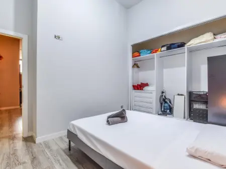 Appartement 6 pers. Madrid Rio, 2 chambres + canapé-lit : photo 23