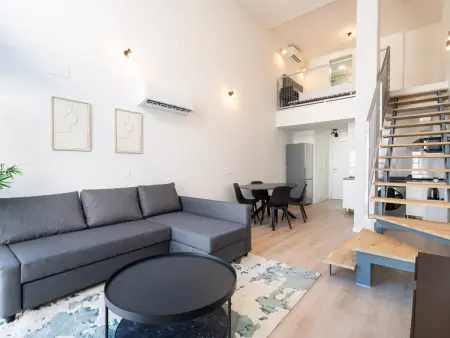 Loft industriel avec piscine privée à Madrid : photo 6