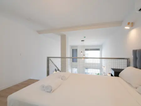 Loft industriel avec piscine privée à Madrid : photo 13