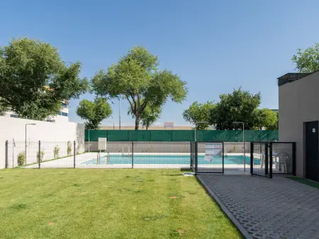 Loft industriel avec piscine privée à Madrid : photo 21