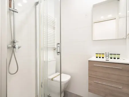Appartement 90 m² climatisé, 6 pers. à Madrid : photo 16