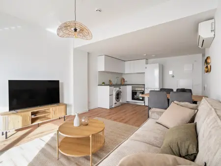 Studio neuf avec salle de sport et terrains de padel : photo 4