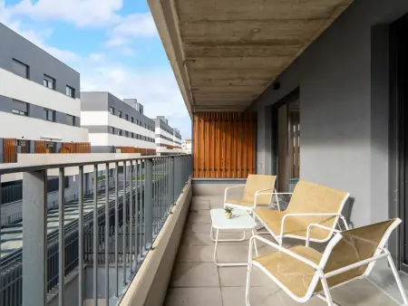 Studio neuf avec salle de sport et terrains de padel : photo 17