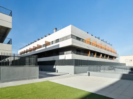 Studio neuf avec salle de sport et terrains de padel : photo 24