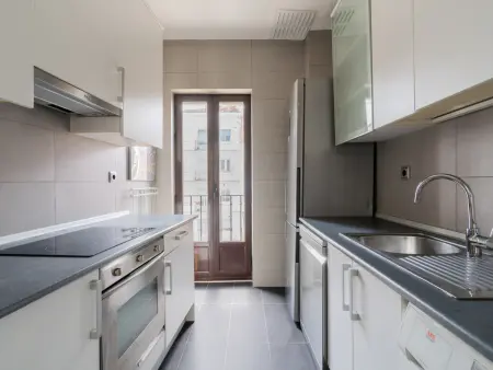 Appartement 4 pers. Lavapiés, canapé-lit et métro à 5 min : photo 17