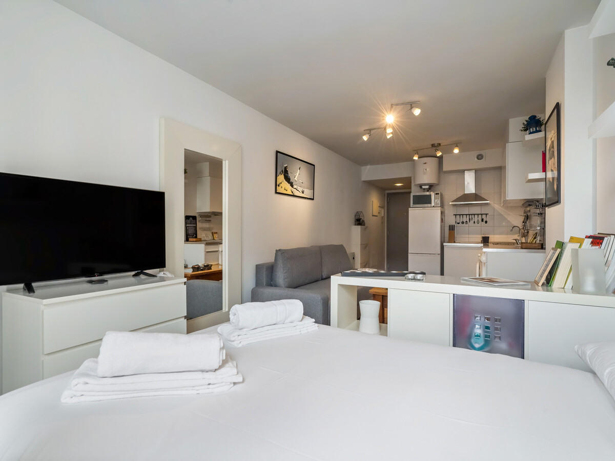 Studio moderne Las Tablas avec piscine – Madrid - Photo 1