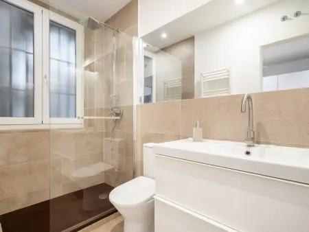 Appartement 2 chambres à Malasaña, 2 balcons rue Velarde : photo 28