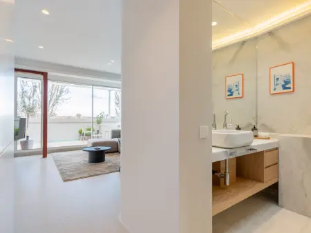 Attique design avec terrasse privée à La Latina : photo 7