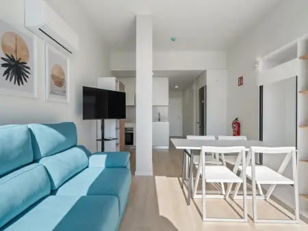 Location appartement à Madrid, Studio moderne avec piscine -  personnes