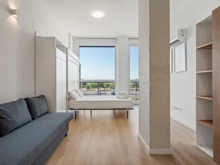 Studio moderne Madrid avec piscine et parking : photo 2