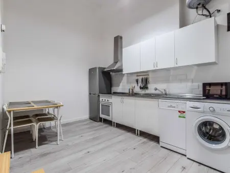 Appartement 4 pers. Cuatro Caminos, près du Bernabéu : photo 15