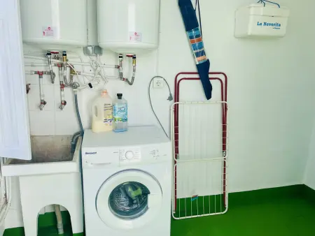 Studio rénové au cœur de Nerja, 4 personnes : photo 3