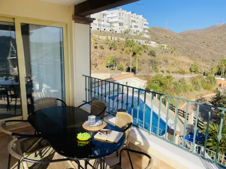 Appartement 3 chambres vue mer et montagne à Nerja : photo 2