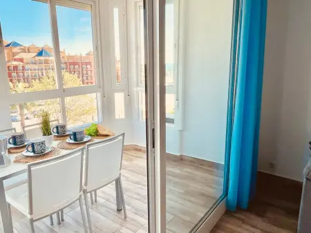 Appartement vue mer et montagne à 1 min de plage : photo 10