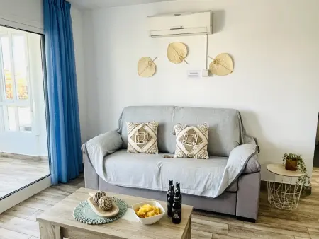 Appartement vue mer et montagne à 1 min de plage : photo 15