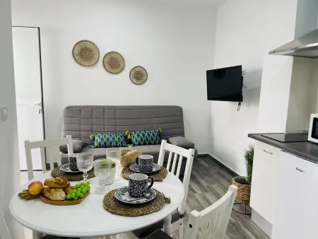 Studio rénové avec canapé-lit à Nerja, 4 pers. : photo 9