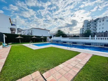 Appartement vue mer avec terrasse privée à Nerja : photo 2