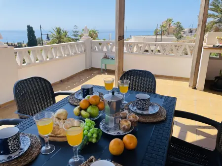 Location gite à Torrox, Maison avec vue mer - 6 pers.