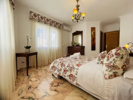 Maison 3 étages, 4 chambres, terrasse toit à Nerja : photo 35
