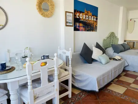 Studio rénové au cœur de Nerja, 3 pers. : photo 2