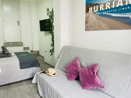 Studio moderne Burriana à Nerja, 10 min plages : photo 21