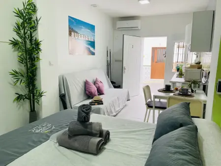 Studio moderne Burriana à Nerja, 10 min plages : photo 23