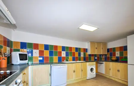 Maison en pierre avec piscine à Taulis : photo 3