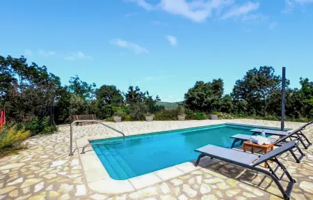 Maison en pierre avec piscine à Taulis : photo 5