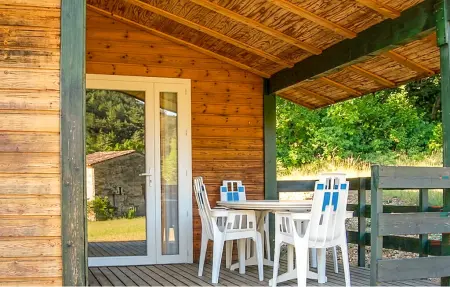 Chalet indépendant avec piscine aux Tourrettes : photo 11