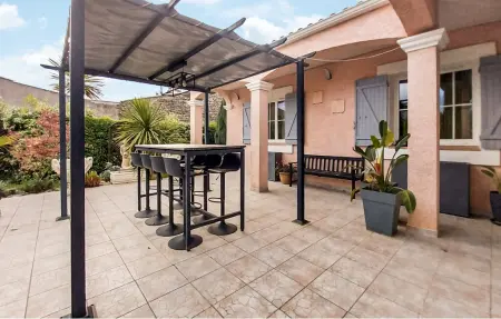 Maison 4 chambres avec piscine privée en Camargue : photo 2