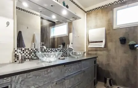Maison 4 chambres avec piscine privée en Camargue : photo 23