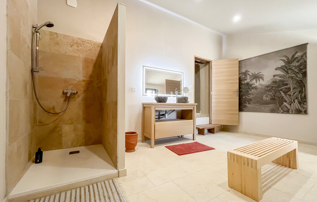 Maison 6 chambres avec piscine, spa et salle de fitness - Photo 6