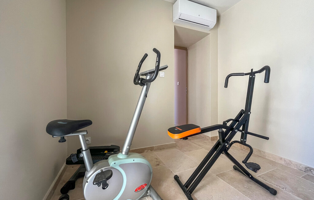 Maison 6 chambres avec piscine, spa et salle de fitness - Photo 31