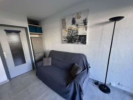Studio cabine avec cour au Grau-du-Roi, animaux non admis : photo 11