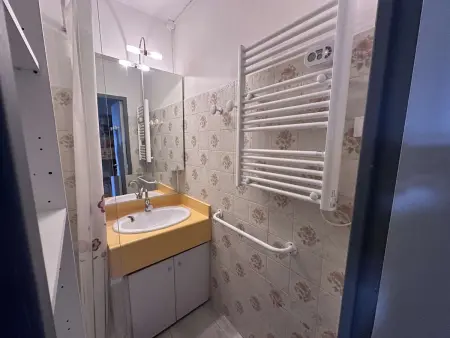 Studio cabine avec cour au Grau-du-Roi, animaux non admis : photo 14