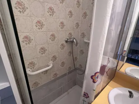 Studio cabine avec cour au Grau-du-Roi, animaux non admis : photo 15