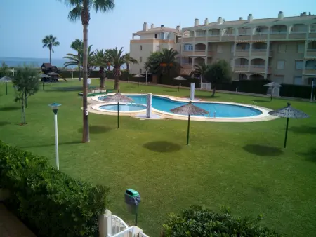 Appartement face mer avec piscine à Denia : photo 4