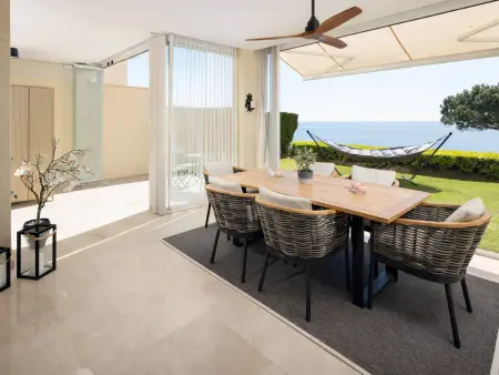 Appartement vue mer front de plage à Marbella, 2 chambres : photo 7