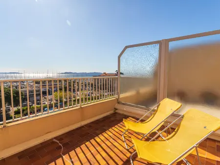 Appartement Port de La Gavine, 120 m de la mer : photo 16