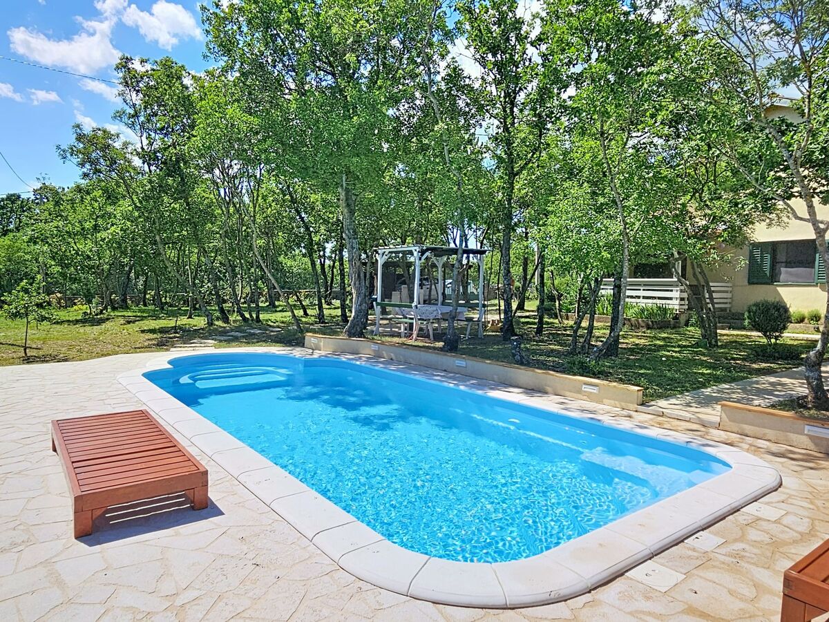 Maison 5 pers. avec piscine privée à Dugopolje - Photo 1