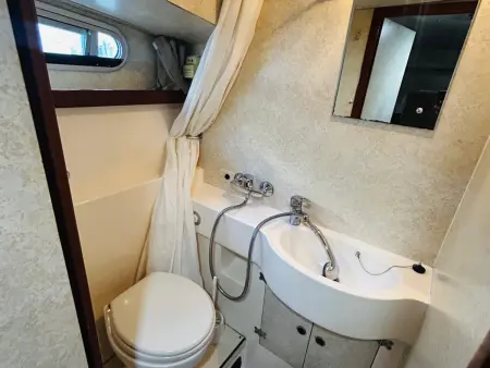 Bateau Haines Rive 40 à Colombiers, 3 cabines pour 8 personnes : photo 12
