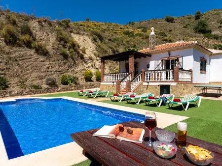 Location villa à Nerja, Villa campagnarde avec piscine privée - 8 pers.