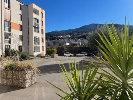 F3 avec loggia, 61 m², proche centre - 4 pers. : photo 14