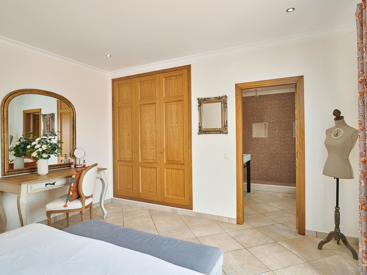 Villa 6 chambres avec piscine 14x8m et salle de cinéma - Photo 15