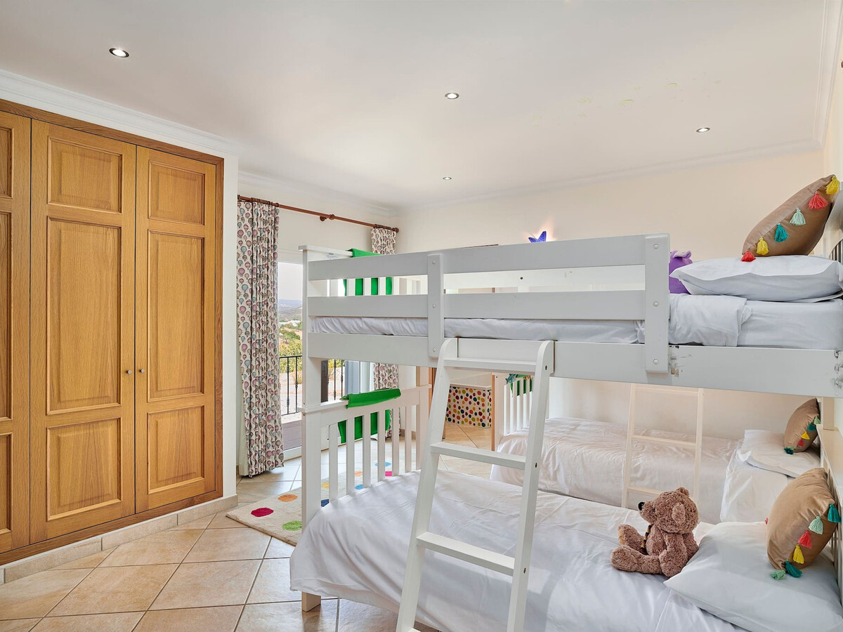 Villa 6 chambres avec piscine 14x8m et salle de cinéma - Photo 21