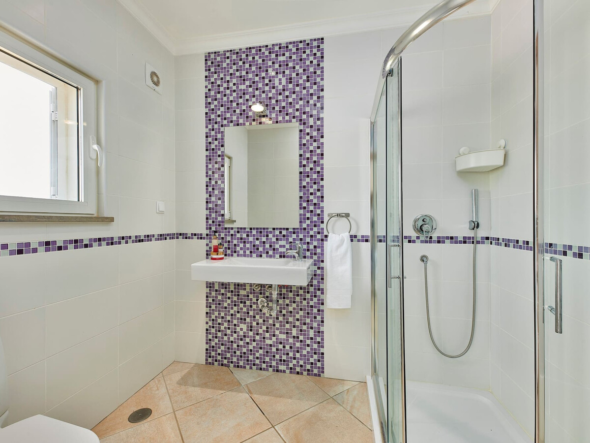 Villa 6 chambres avec piscine 14x8m et salle de cinéma - Photo 24