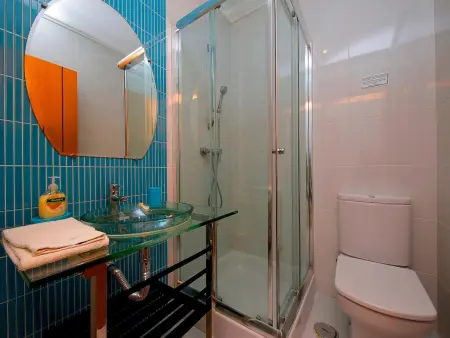 Appartement moderne au rez-de-chaussée - Fuseta - Photo 13